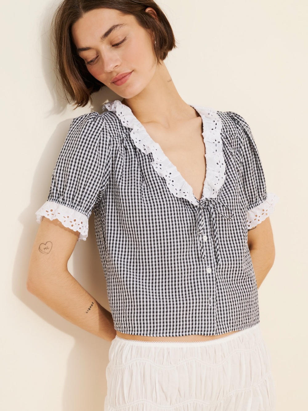 WAYF Eyelet Trim Short Sleeve top
